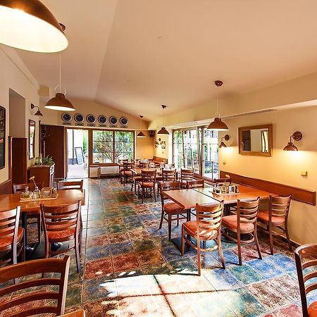 Restaurace A Penzion U Palecku Skuteč Kültér fotó